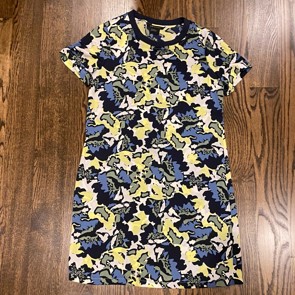 Armani Exchange abstract green blue print